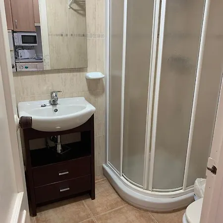 Apartamento Service Lazaro - Aguamarina 1 *